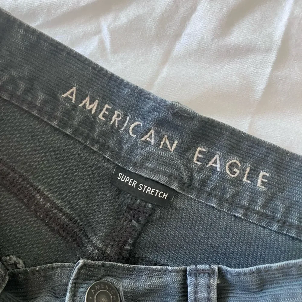 AMERICAN EAGLE Grey Corduroy High Rise Pants Size 0 - Picture 9 of 14